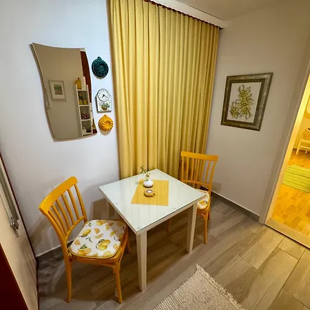 Apartamento Yellow Lily *