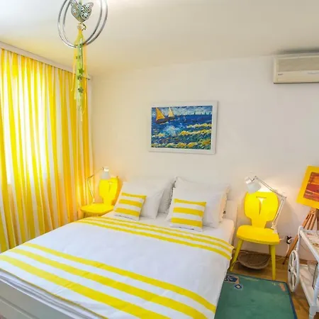 Yellow Lily * Mostar