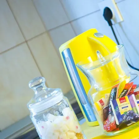 Yellow Lily Apartamento *