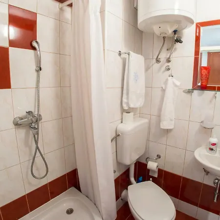 Yellow Lily Apartamento *