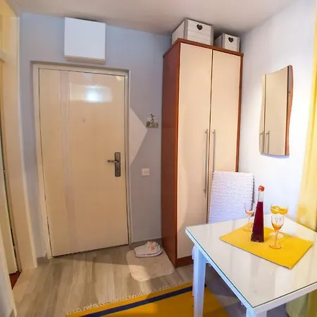 Yellow Lily Apartamento Mostar