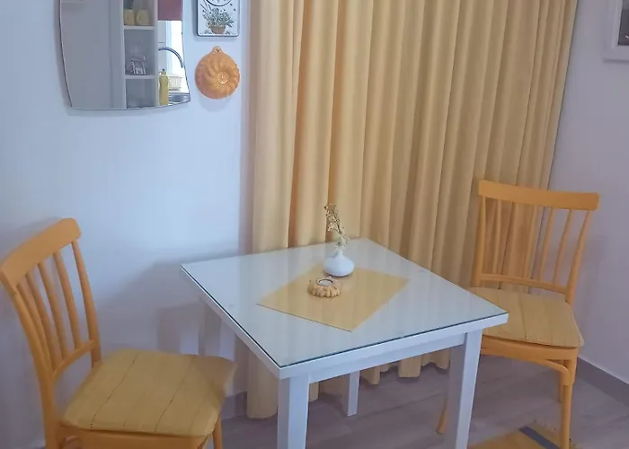 Apartamento Yellow Lily