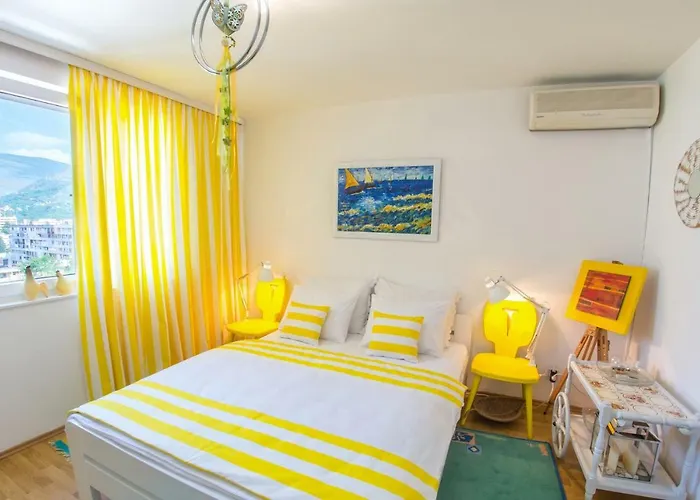 Yellow Lily * Mostar