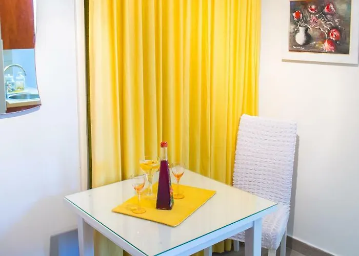 Yellow Lily * Mostar