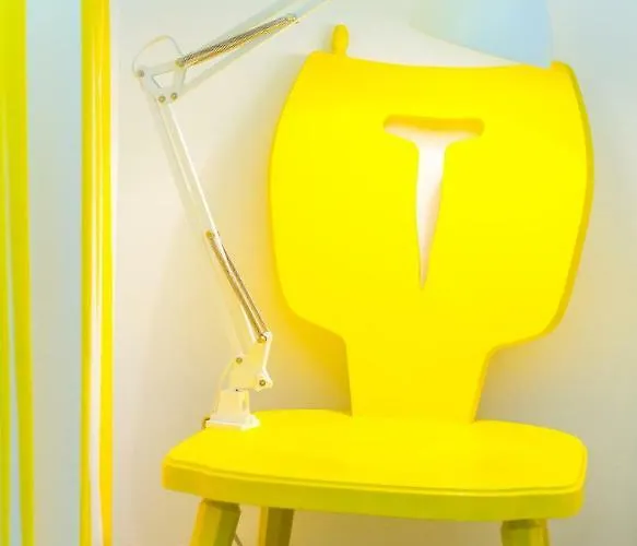 Yellow Lily Apartamento *